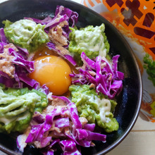 ラーメンお家にある?試してみて!人気番組の♡アボカドの意外な使い方~!こうして食べた♪