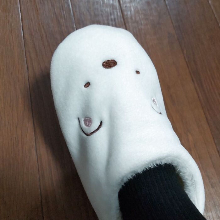 寒波到来♡お部屋でも足元ポカポカになる裏技!ちょい貼りします♪