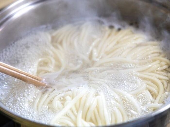 鍋底のこびりつきや、突然の吹きこぼれにもうイライラしない!☆麺の茹で方大公開☆