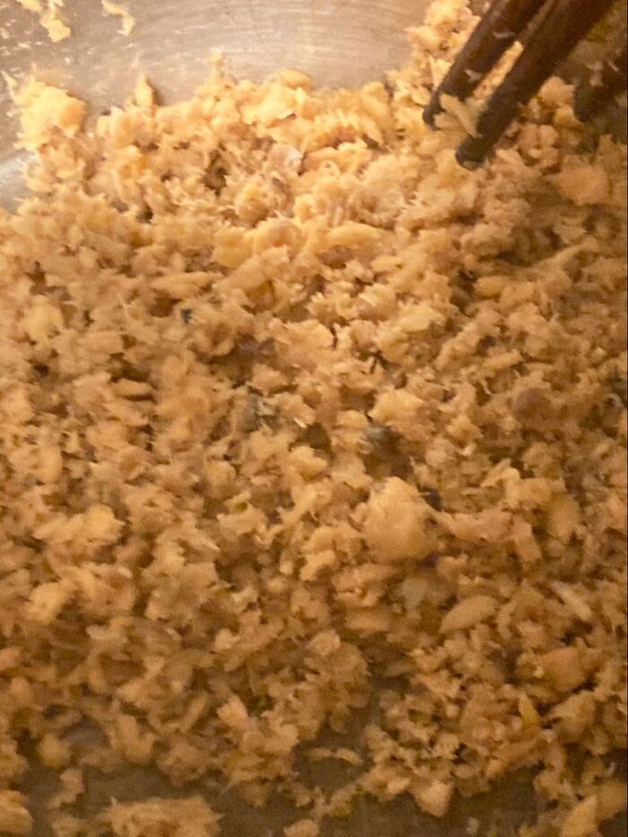 なつかしい鮭缶でつくるそぼろ♪