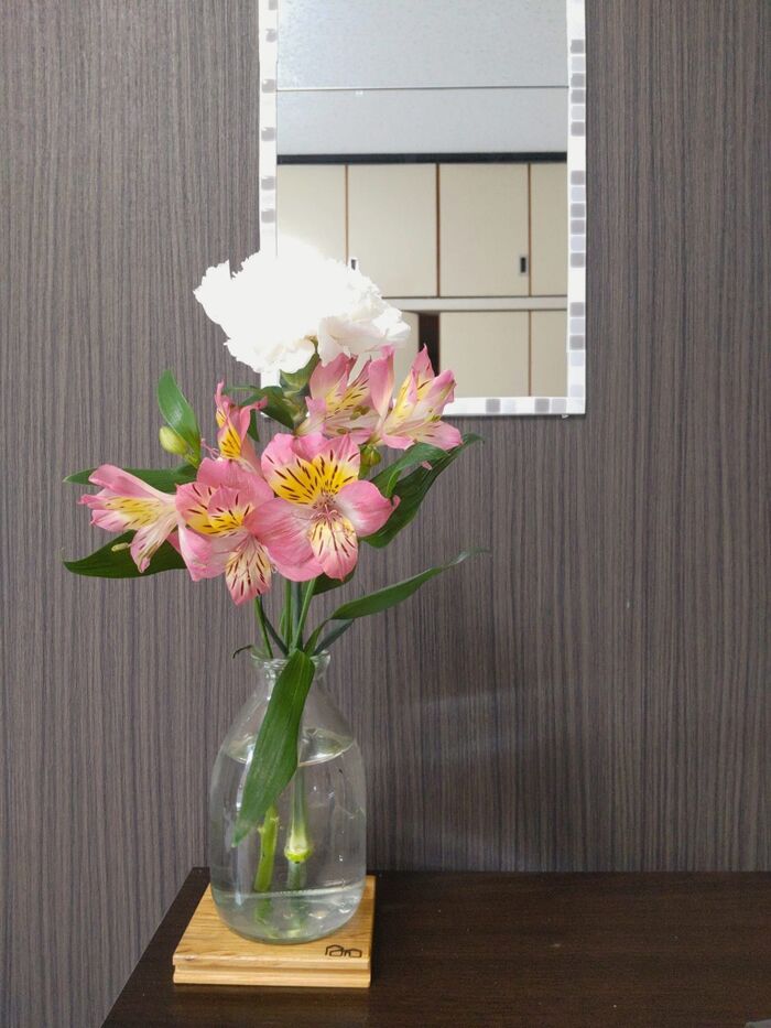 まずリビングに