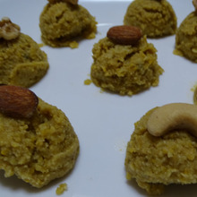 インドのお菓子「ラドゥ/Laddu」