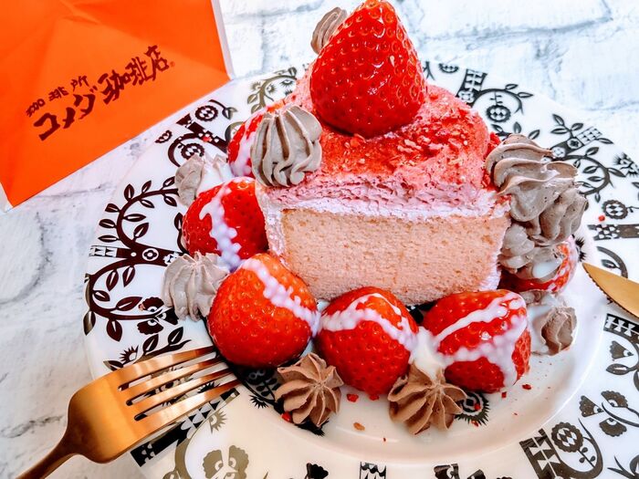 【コメダ珈琲店】待望の新作ケーキ!春を先取り♡ふわふわ!いちごのシフォンケーキ「ストロベリッチ」♪