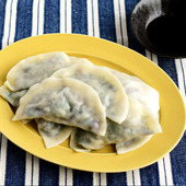 【雑穀水餃子】便利な野菜だし使用!