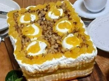 ひな祭りケーキ~苺パック2個入りの大きなパックを使って…大きなマロンケーキ!