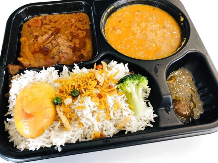 メディア取材殺到!スーパーで買える本格チキンカレー『made by koirala』を試してみた♡