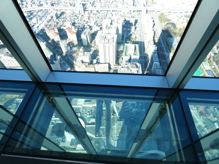 ガラス床もあるので、勇気のある方はぜひ!!