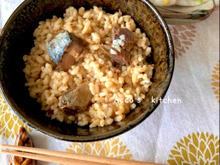 もうすぐ春!玄米食でスリムボディ目指しましょ♡サバ缶と生姜の炊き込みご飯【 健康レシピ】