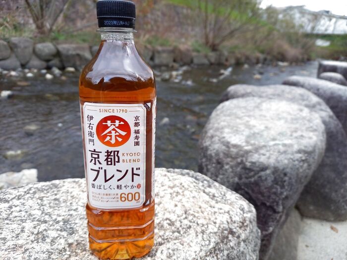 【サントリー】お花見のおともに決定☆伊右衛門のほうじ茶京都ブレンド美味♡