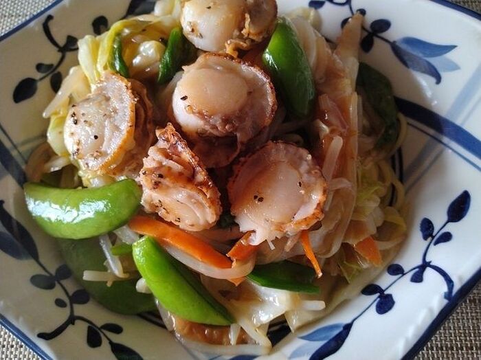 ベビーホタテとたっぷり野菜の中華焼きそば