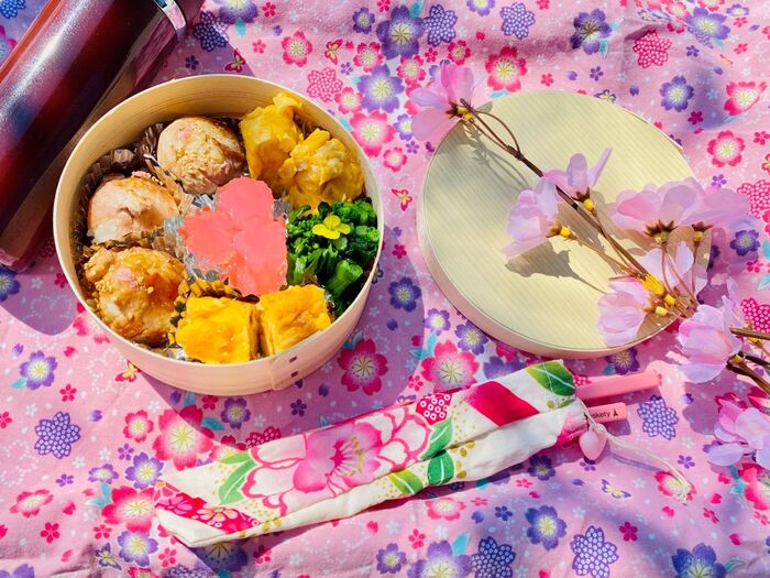 冷めても美味しい肉巻きおにぎり♪お花見弁当