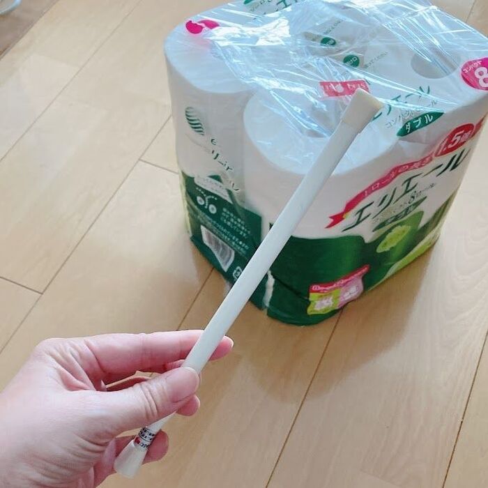 【トイレットペーパー収納】ハギレと突っ張り棒で自作したら便利すぎた!