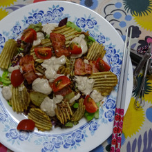 お家夕ご飯!!ルンルン サラダ!!