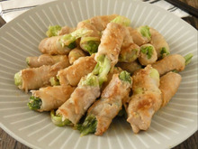 男子が喜ぶ「肉巻きキャベツのニンニク味噌炒め」