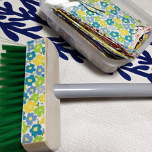 【ダイソー】はぎれ×ダイソーのデッキブラシde可愛い~!デッキブラシを作ってみた♪