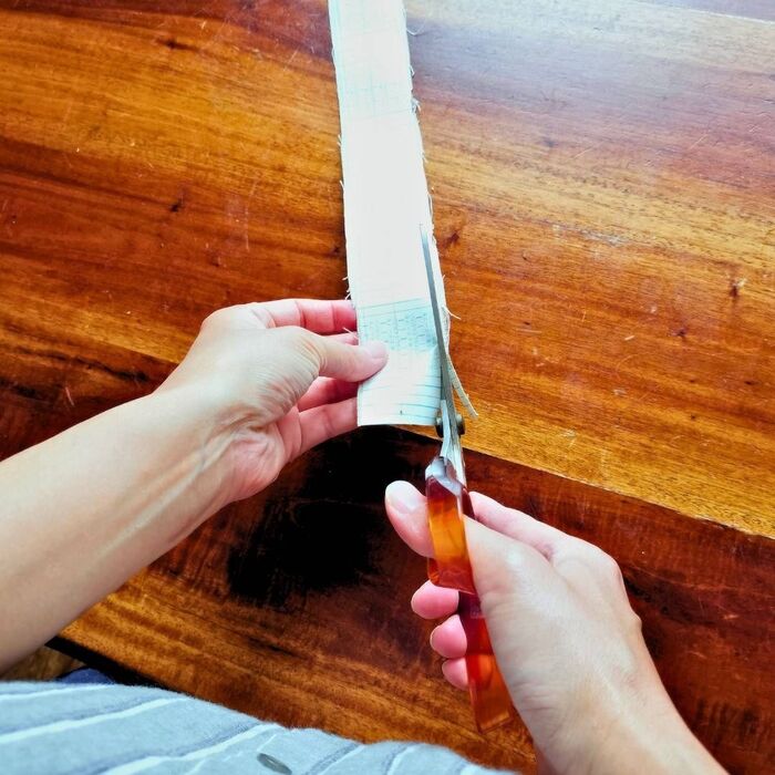 印に合わせて切る