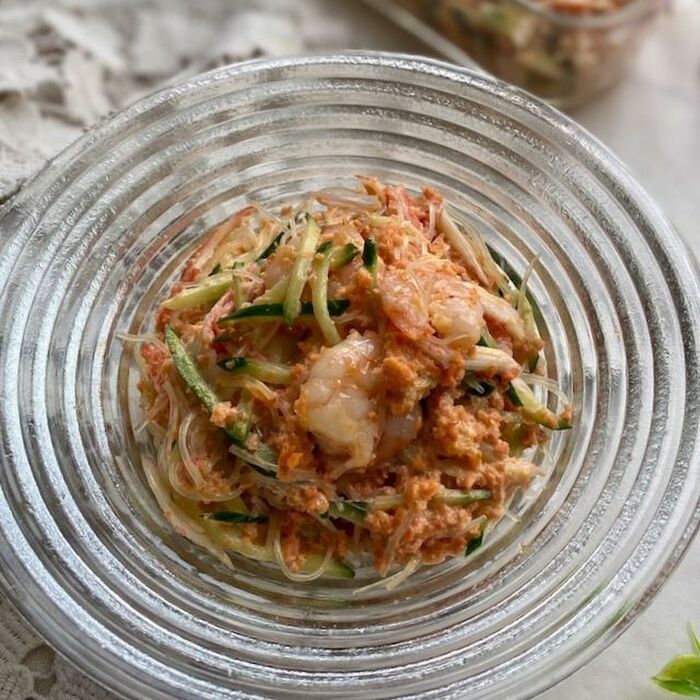 食感が楽しい野菜たっぷりエビとカニカマの春雨サラダ