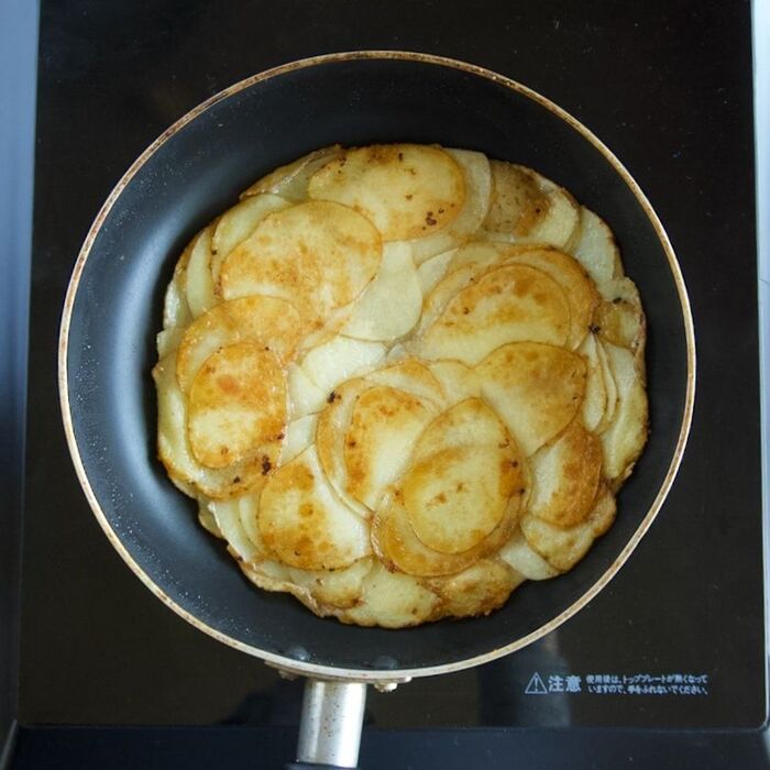 3 裏返して焼きます