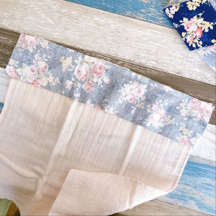 はぎれで端を包みます