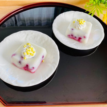 オイコスレモン&レモンピールで涼しげなブルーベリー寒天ゼリー