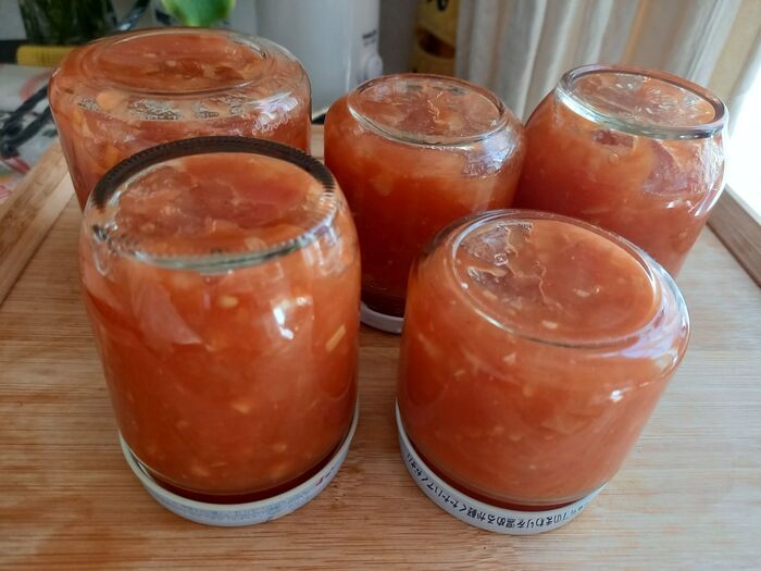 熱湯消毒した瓶に詰める