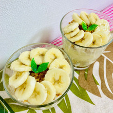 パン粉でトロっ!サクッ!バナナヨーグルトパフェ