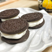 めちゃうま!!【オイコス×オレオ】レモンピール香る♪ヨーグルトココアサンド