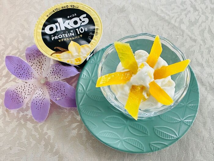 オイコスマダガスカルバニラとドライマンゴーは相性抜群