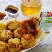 マクドの裏技でお得にゲットしたナゲットソースを活用!お家たこ焼きのソースに!♪中の具はなぁ~に?