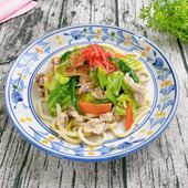 【たっぷり野菜の焼きうどん】便利な野菜だし使用!