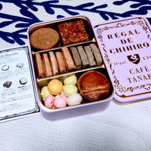 【SNSやメディアでも話題のクッキー缶】ピンクが可愛い「カフェタナカ」開店前に並んで買ってみました♪