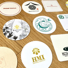 おしゃれなカフェコースター!収納は写真アルバムがぴったり♪