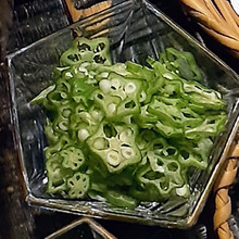 シャキシャキ食感のオクラ生食!これを付けて食べます~簡単おつまみ~