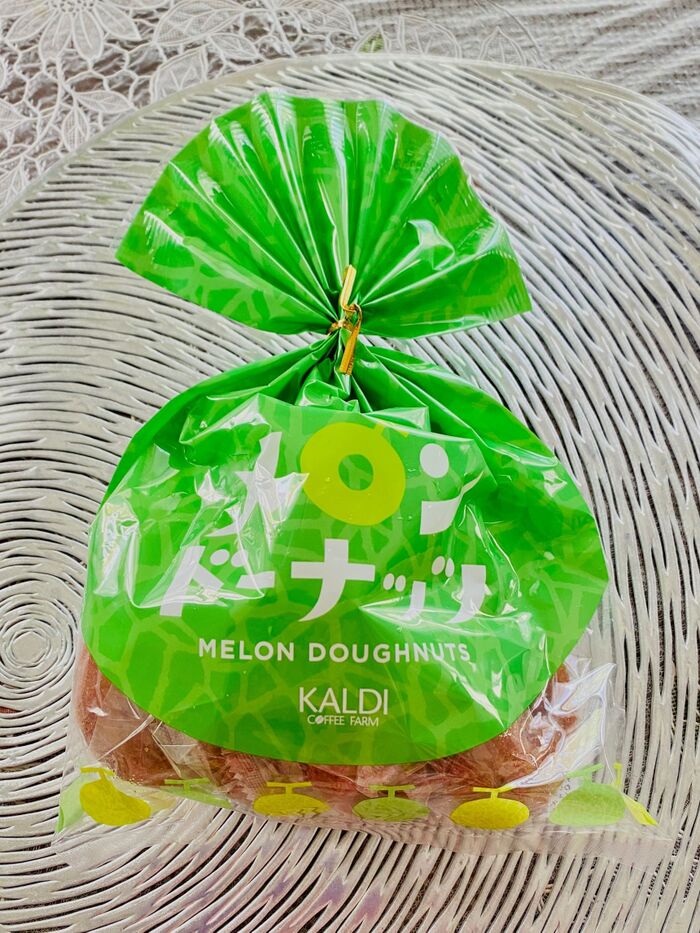 フルーティーなドーナツ初めて食べるよ〜