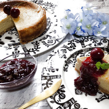 【6月旬の果物を美味しく頂きます】甘酸っぱいチェリージャムをたっぷりのせたチーズケーキ♪