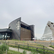 本日のキャフェ『Starbucks Coffee メリケンパーク店』