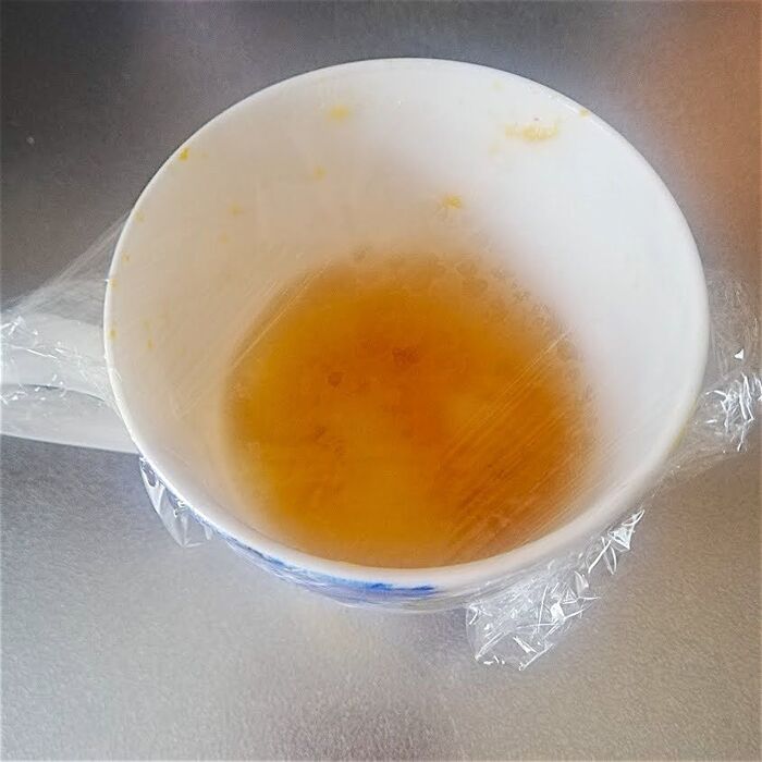 まだ熱いのでラップをかけて、冷ましておく