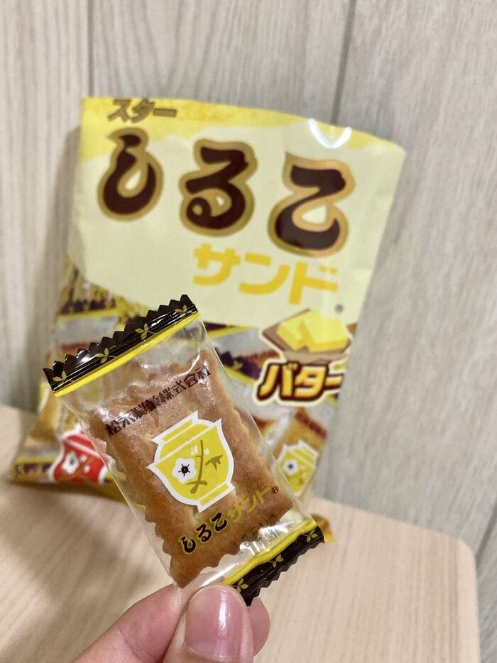 しるこサンドにバター味!まさにあんバタが一枚にギュッ!