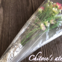 花束を持ち帰る時は花が上向き?下向き?