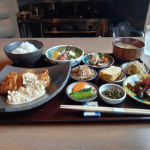 お外lunch いきなりチキン南蛮の巻「焼鳥HARE」さん