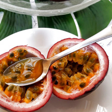 【涼しいアイテム】パッションフルーツで南国気分ー!「涼」な食べ方、食べごろ見極め、種は食べられるの?