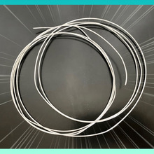 【ダイソー】花瓶に仕込めば少ないお花でもボリュームアップ♡