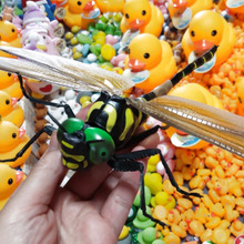 【夏休みの自由研究】小学生ならやっぱり昆虫ー?!最強のトンボ、オニヤンマの不思議はいかが?