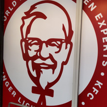 【半額好きな人この指止~まれー!】厚めのサックサク衣×ヘルシーな鶏むね肉のクリスピーが今だけお得に♪