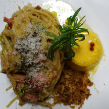 地産地消 雲丹のパスタ、雲丹豆腐?添え