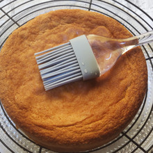 【ダイソー】夏休みにケーキ作り♡シリコン製のハケが使えるのか?実際に使ってみたよ