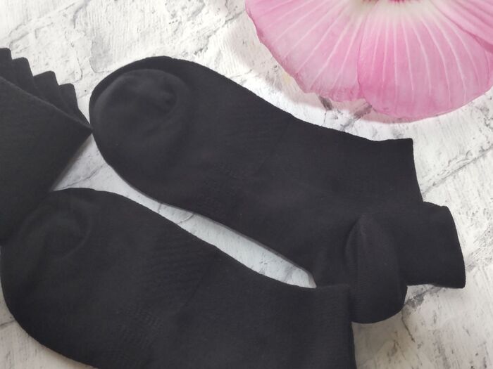 【ユニクロ】かかとずれイヤイヤ解消ー!機能性充実のお品です!靴下片方をよく無くす人にも良いよ!