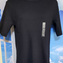 【40代50代ユニクロ】二の腕を隠して、細見えが叶う優秀品!ユニクロセール情報もプチッと同時公開ー!