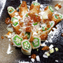 ちくわオクラのマー油醤油麹和え