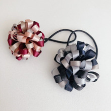 【簡単!30分ハンドメイドレシピ】お洋服のリボンをたくさん集めて作るお花のヘアゴム